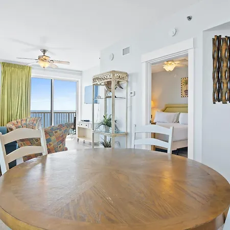 Grand Panama Beach Resort Pet Friendly Rentals By Panhandle Getaways Panama City Beach Room photo