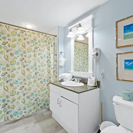Grand Panama Beach Resort Pet Friendly Rentals By Panhandle Getaways Panama City Beach Room photo