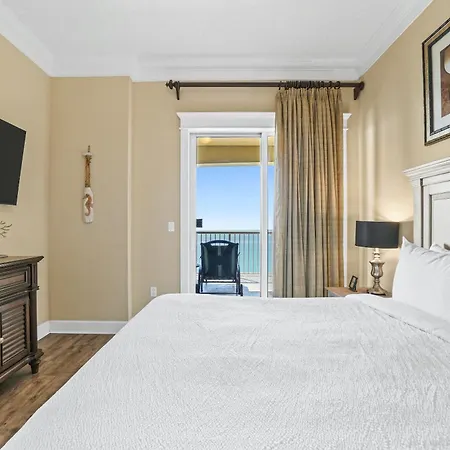 Grand Panama Beach Resort Pet Friendly Rentals By Panhandle Getaways Panama City Beach Room photo