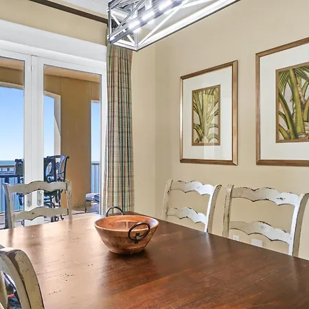Grand Panama Beach Resort Pet Friendly Rentals By Panhandle Getaways Panama City Beach Room photo