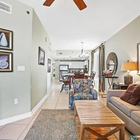 Grand Panama Beach Resort Pet Friendly Rentals By Panhandle Getaways Panama City Beach Room photo