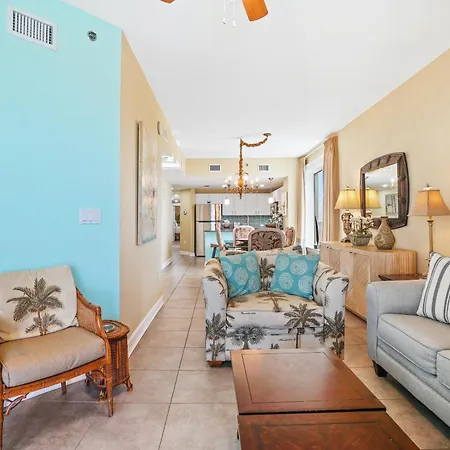 Grand Panama Beach Resort Pet Friendly Rentals By Panhandle Getaways Panama City Beach Room photo